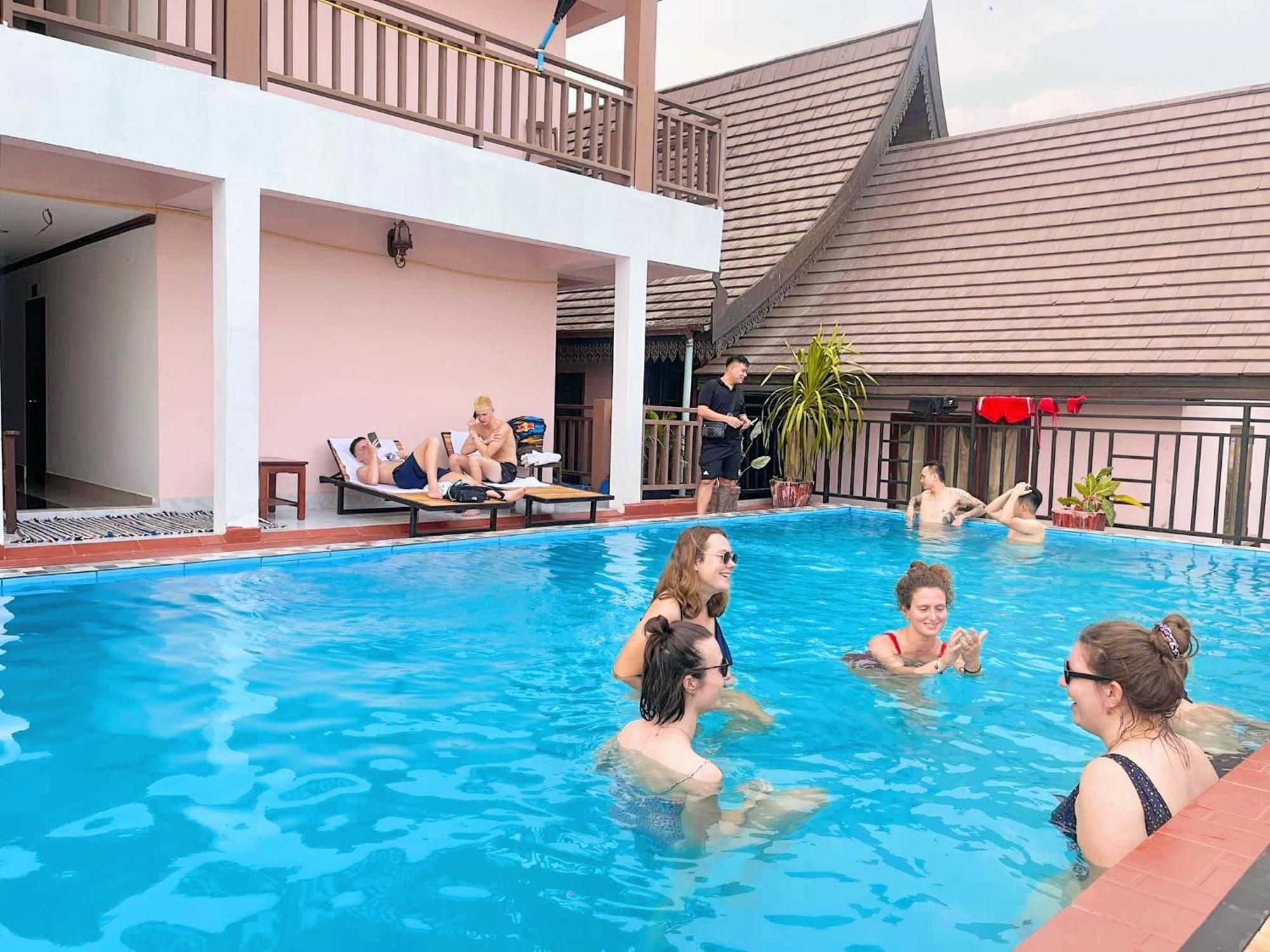Vangvieng Sisavang Mountain View Hotel Vangviang Kültér fotó
